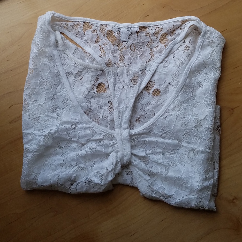 NWOT Bow Back Lace Top
